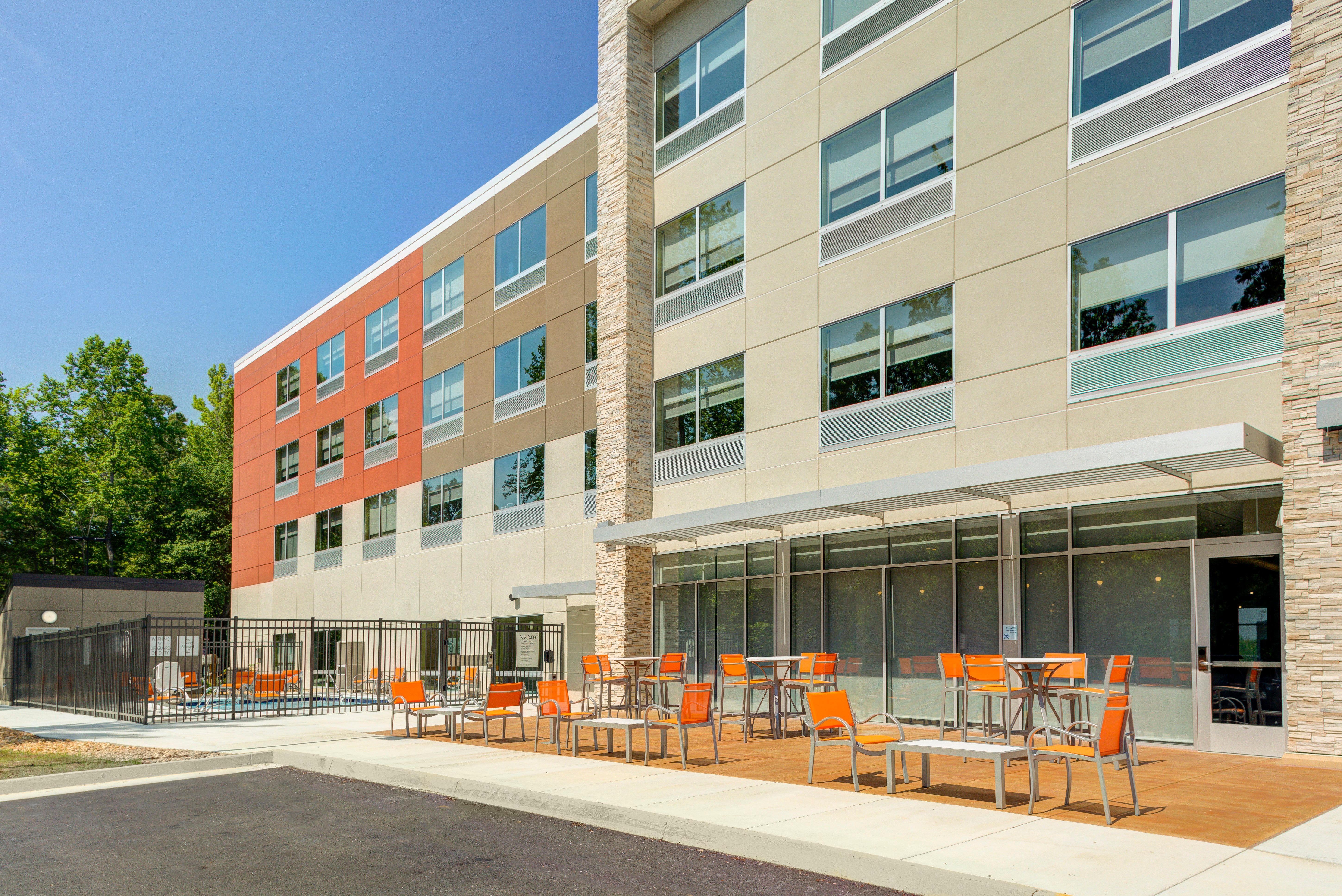 Holiday Inn Express & Suites - King George - Dahlgren By Ihg Alden Buitenkant foto