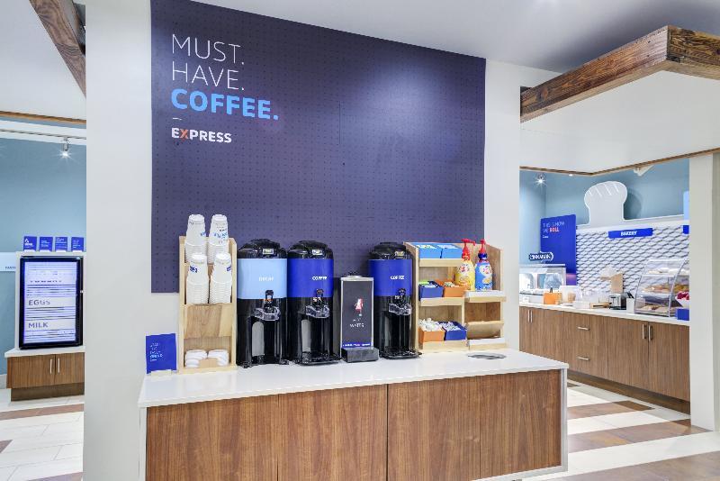 Holiday Inn Express & Suites - King George - Dahlgren By Ihg Alden Buitenkant foto